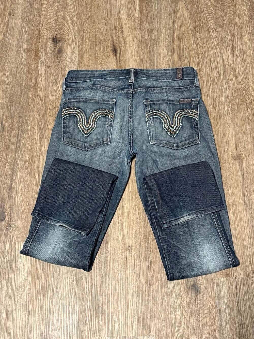 7 For All Mankind Size 27 Embroidered Pocket Women’s Jeans Blue Low Rise
